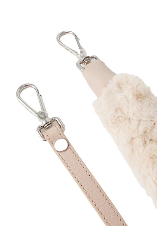 Coccinelle AT695801 Boheme eco-fur natural/rosette